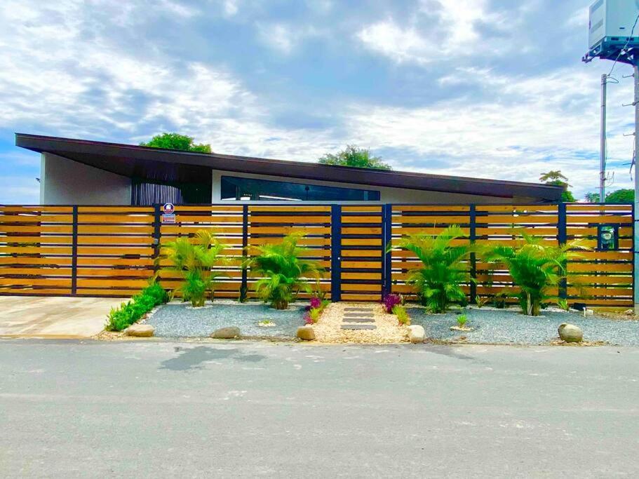 乌维塔Casa Coral - Great Location - High Speed Internet别墅 外观 照片